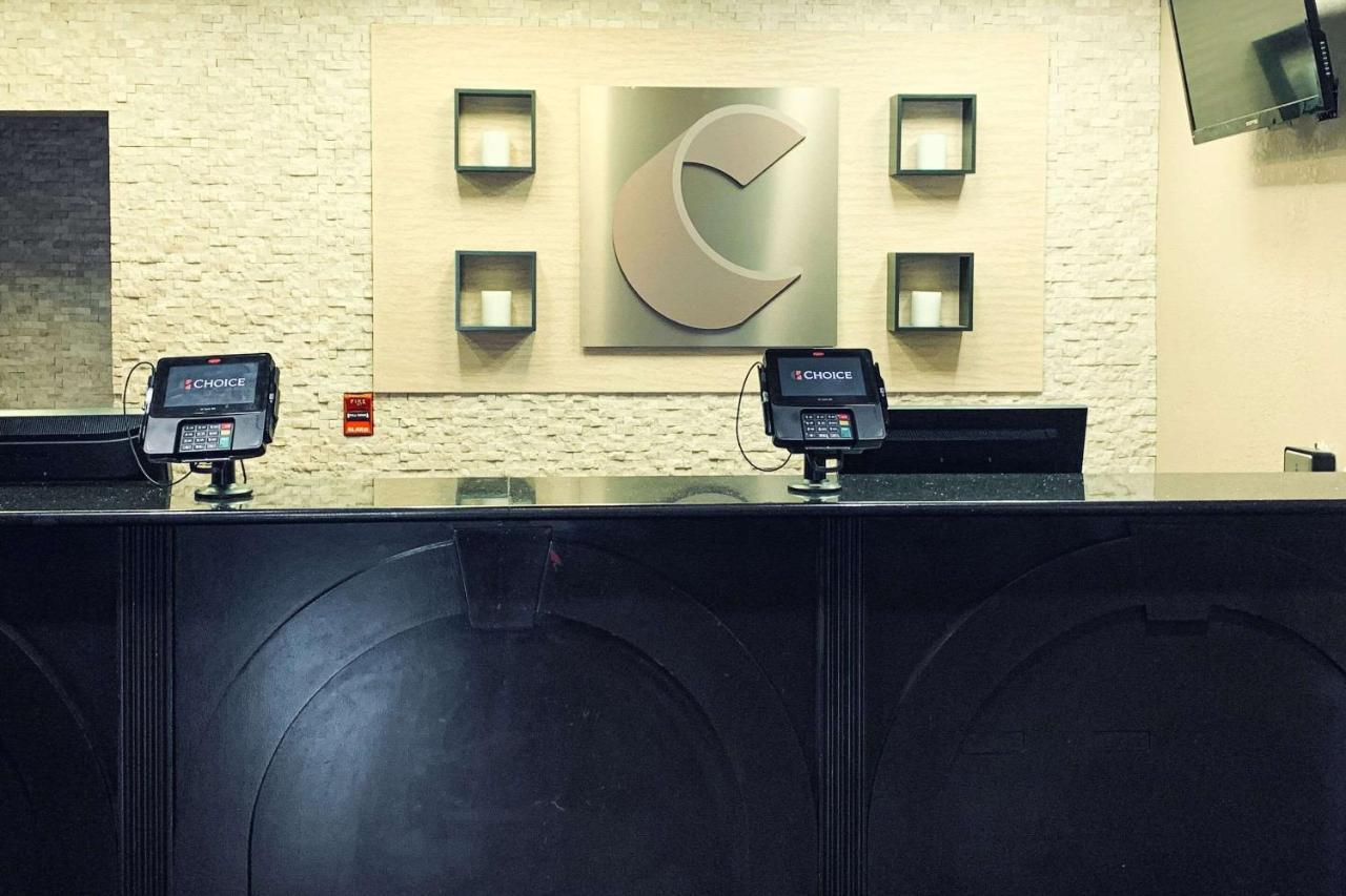 Comfort & Atlanta-smyrna Hotel 3*