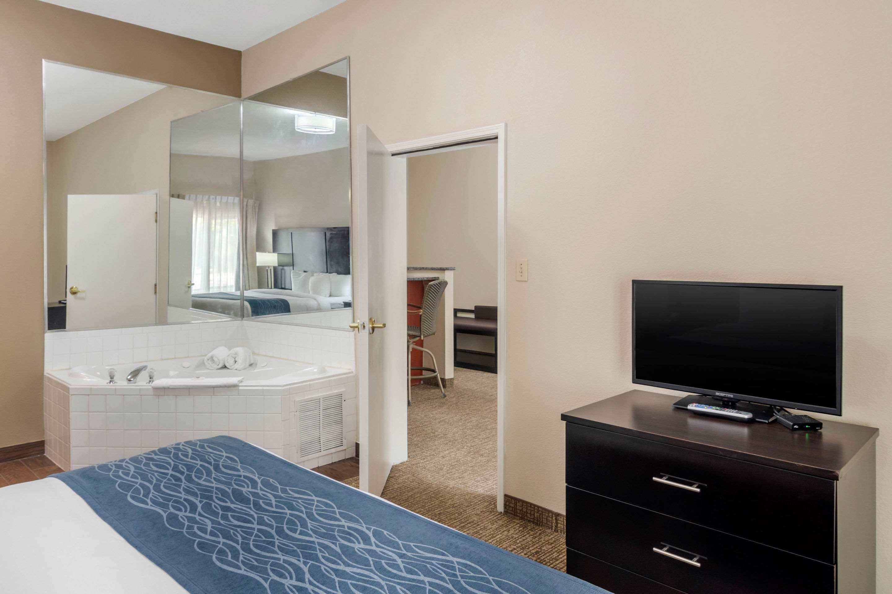 Comfort & Atlanta-smyrna 3*
