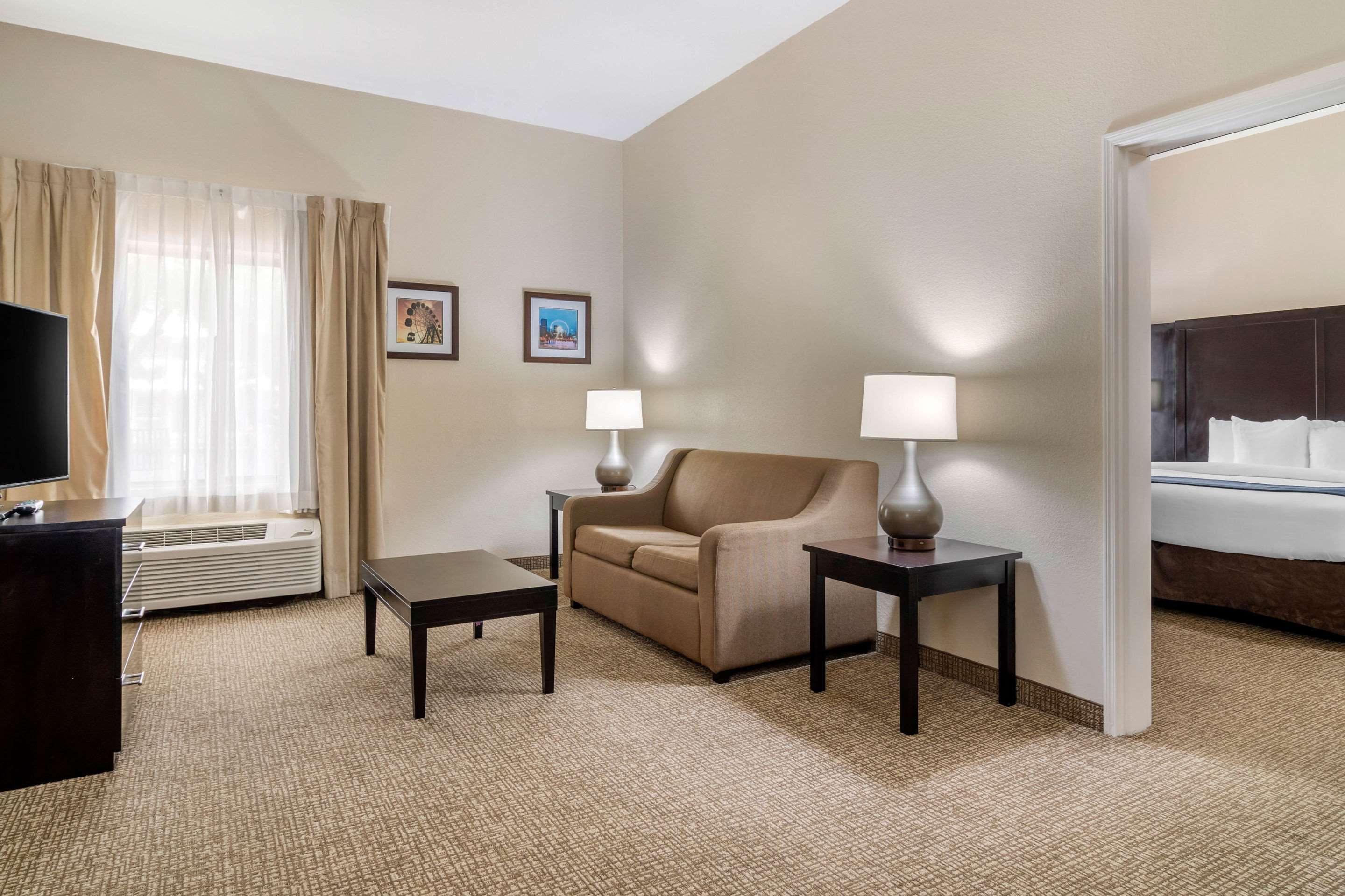 Comfort & Atlanta-smyrna 3*
