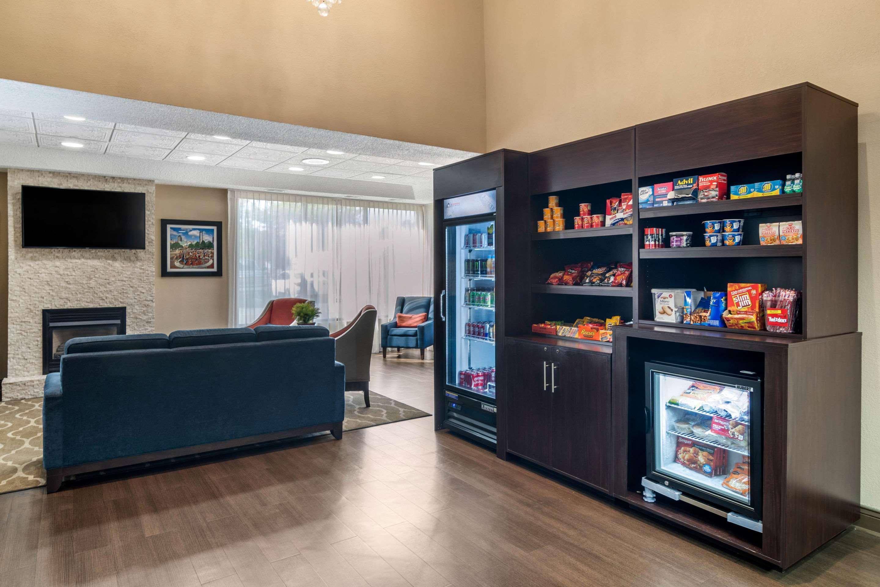 Comfort & Atlanta-smyrna 3*